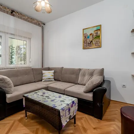 Dijamant Apartment *