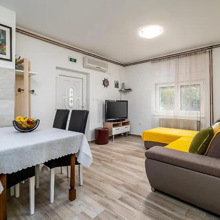 Dijamant Apartamento *
