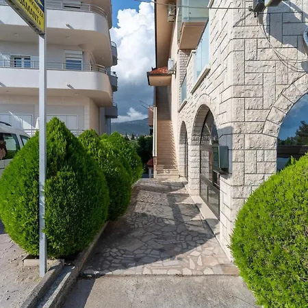 Dijamant Apartment *